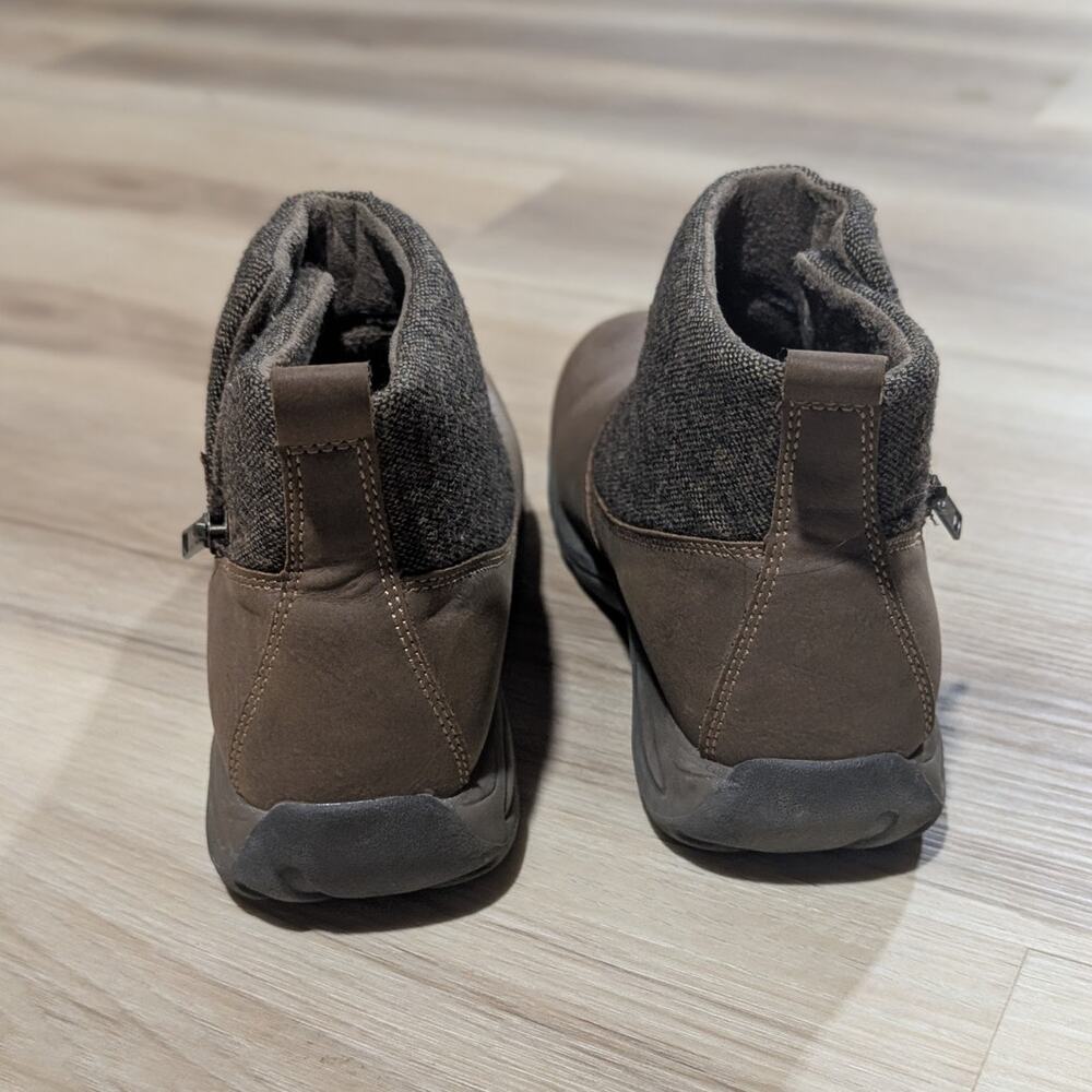 Eastland | Betty Bootie Ankle Boots Comfort Zip | Women's Size 8.5 - Picture 4 of 9